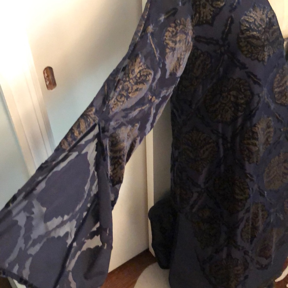 Dress - Picture 2 of 5